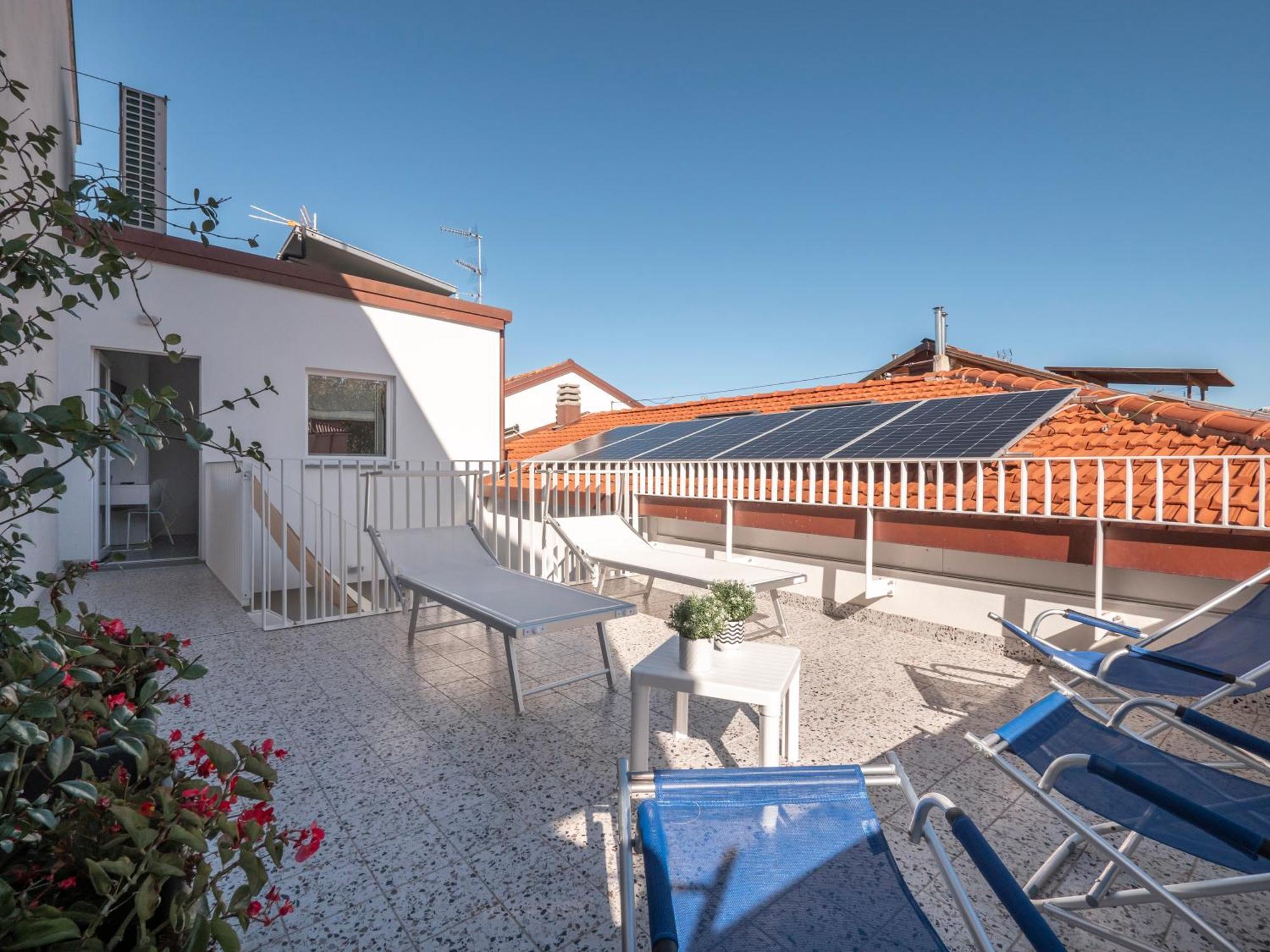 Zuara9Room Rimini Exterior foto