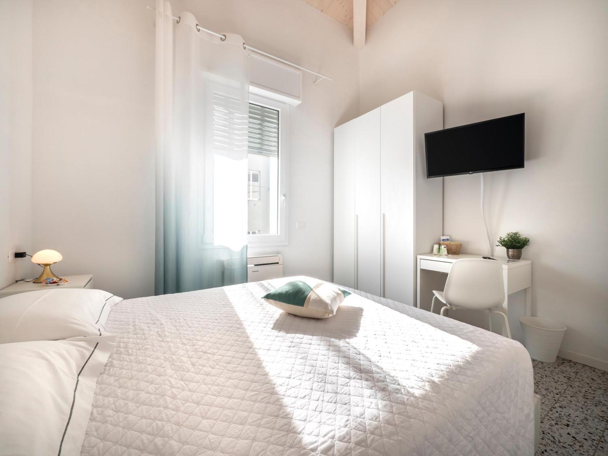 Zuara9Room Rimini Exterior foto