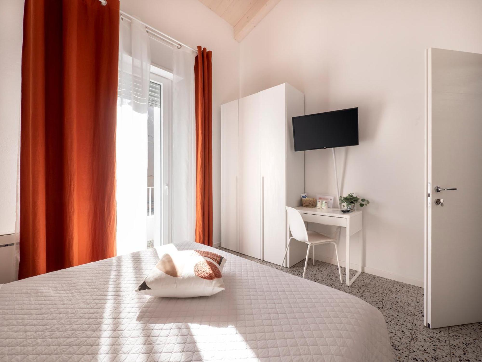 Zuara9Room Rimini Exterior foto