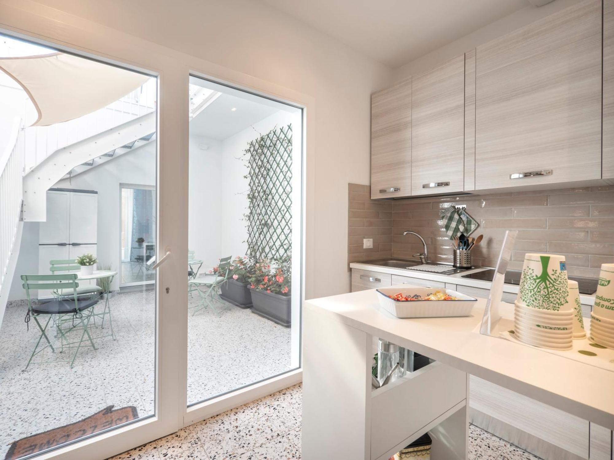 Zuara9Room Rimini Exterior foto